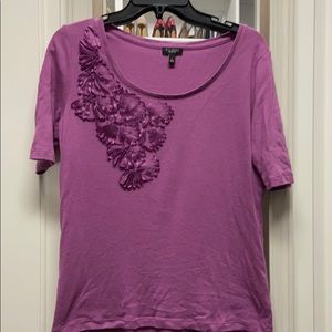 Decorative soft tee